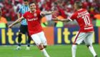 إنترناسيونال يتحدى المعارضة البرازيلية ويعود للتدريبات