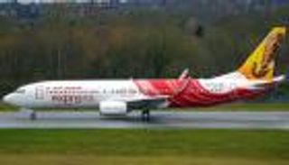 الهند تبدأ إعادة رعاياها العالقين في الإمارات