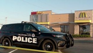 سيارة شرطة في موقع الحادث