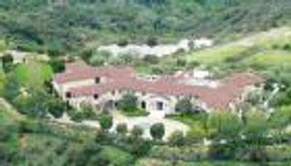 ميجان وهاري يعيشان بقصر ثمنه 18 مليون دولار في لوس أنجلوس