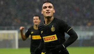 لاوتارو مارتينيز مهاجم إنتر ميلان