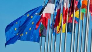 أعلام دول الاتحاد الأوروبي