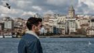 الاقتصاد المتردي يدفع الأتراك إلى خط الدفاع الأخير.. "بيع المنازل"