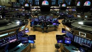 بداية هابطة للأسهم الأمريكية