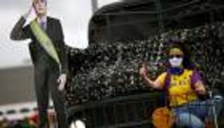 السياسة وكورونا في البرازيل.. من يهزم الآخر؟