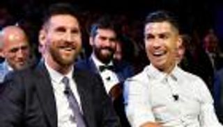 فيديو.. طفل يغزو أنستقرام بأهداف ميسي ومهارات رونالدو