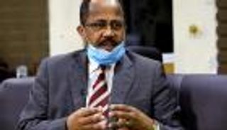 مجلس السيادة السوداني يعلن التوافق على إقالة وزير الصحة