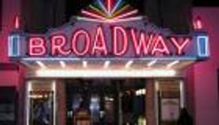 كورونا يغلق مسارح برودواي حتى 6 سبتمبر