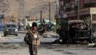 طالبان تهاجم الجيش الأفغاني والتصعيد يهدد السلام الهش 