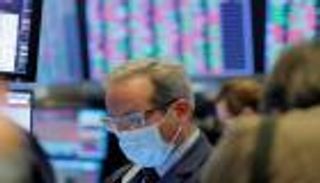 تحذيرات باول تلقي بظلالها على الأسهم الأمريكية