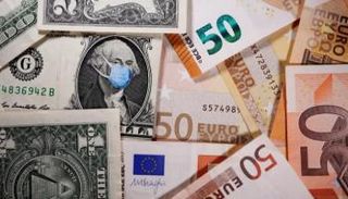  الدولار يرتفع أمام العملات الرئيسية - رويترز 