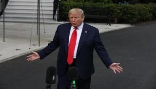  الرئيس الأمريكي دونالد ترامب 