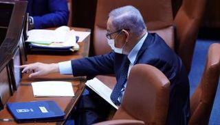 نتنياهو يصوت بالكنيست قبل أيام