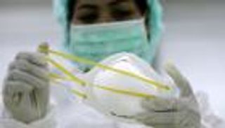 قناع جديد للوجه يضيء عند رصد عدوى كورونا