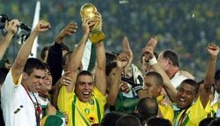 منتخب البرازيل بطل العالم 2002