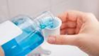 غسول الفم.. أمل جديد لمكافحة كورونا