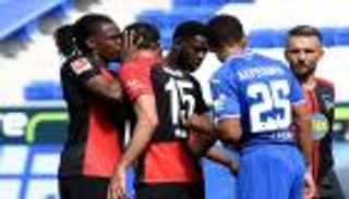 خرق قواعد كورونا.. 5 مشاهد مثيرة في عودة الدوري الألماني