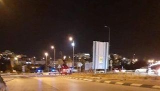 حاجز احتلالي في مدخل منطقة إطلاق النار