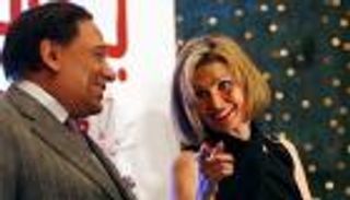 يسرا لعادل إمام في عيد ميلاده الـ80: كل سنة وأنت زعيم حياتي