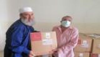 مساعدات غذائية إماراتية للأسر المحتاجة في الأردن