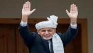 الرئيس الأفغاني يتعهد بتسريع إطلاق سراح سجناء من طالبان