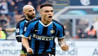 لاوتارو مارتينيز مهاجم إنتر ميلان