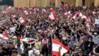 الطبقة المتوسطة تدفع فاتورة الاضطرابات في لبنان