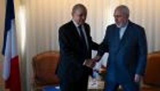 عادلخاه تفتح نار فرنسا على إيران