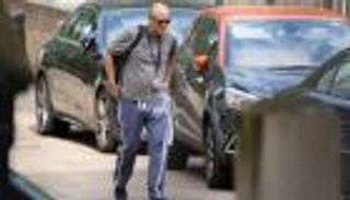 مستشار  جونسون: لا أفكر في الاستقالة بسبب خرق قيود كورونا