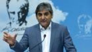 توقعات معارض تركي.. انكسار وشيك لنظام أردوغان على صخرة الأزمات