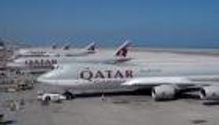 تخبط جديد في الخطوط القطرية.. ممنوع السفر