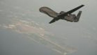 أمريكا: طائرتان روسيتان اعترضتا طائرة استطلاع فوق المتوسط