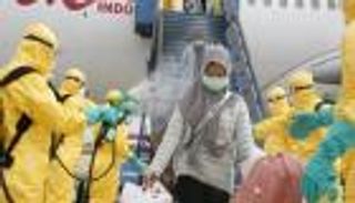 كورونا مثل الزوجات.. تصريح ساخر يضع وزيرا إندونيسيا في ورطة