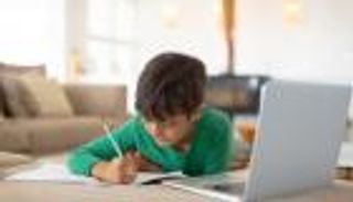 الإمارات تخصص 3 دقائق عن كورونا في كل حصة دراسية