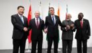 فعاليات عالمية رهن كورونا.. روسيا تؤجل "بريكس" و"شنغهاي"  