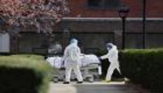 أمريكا تسجل 1297 حالة وفاة جديدة بكورونا خلال 24 ساعة 