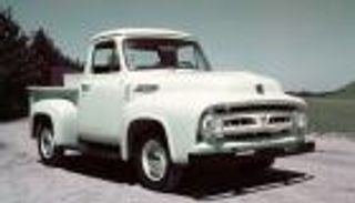 شاحنة أمريكا الأولى.. تخطف العيون منذ ظهورها في 1917