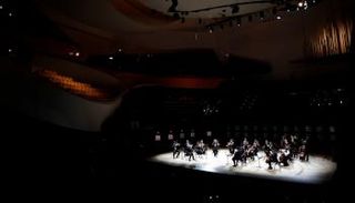 أوركسترا باريس تعزف من جديد