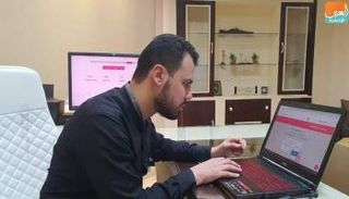 الشاب المصري محمود عسكر