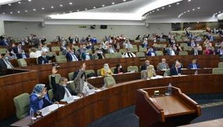 البرلمان الجزائري أثناء التصويت على الموازنة