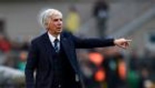 واجه فالنسيا مصابا بكورونا.. مباراة كادت تنهي حياة مدرب أتالانتا