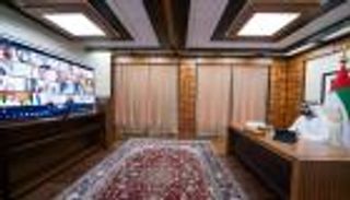 محمد بن راشد: الإمارات دخلت مرحلة عودة الحياة الاقتصادية