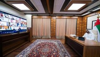 الشيخ محمد بن راشد آل مكتوم يترأس اجتماعا افتراضيا لمجلس الوزراء الإماراتي