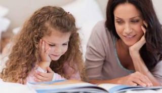 قراءة القصص للأطفال