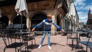 المقاهي تستعد لفتح أبوابها في فرنسا مع تطبيق التباعد الاجتماعي