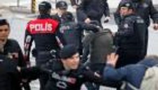 تركيا تصدر مذكرات اعتقال بحق 118 عسكريا بزعم صلتهم بغولن