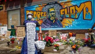 إقامة جنازة جورج فلويد في هيوستن - الفرنسية