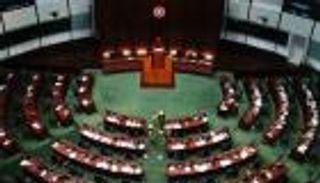 هونج كونج تجرّم إهانة النشيد الوطني الصيني