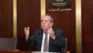 دعوى قضائية ضد نائب لبناني "حرّض" على قتل المتظاهرين 