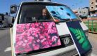 الفن يلون رتابة الحياة في غزة.. هواية تحولت لمصدر رزق